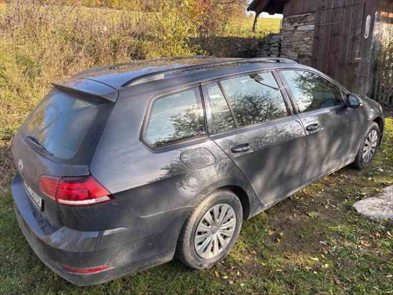 Volkswagen Golf 1,6 TDI - foto 8