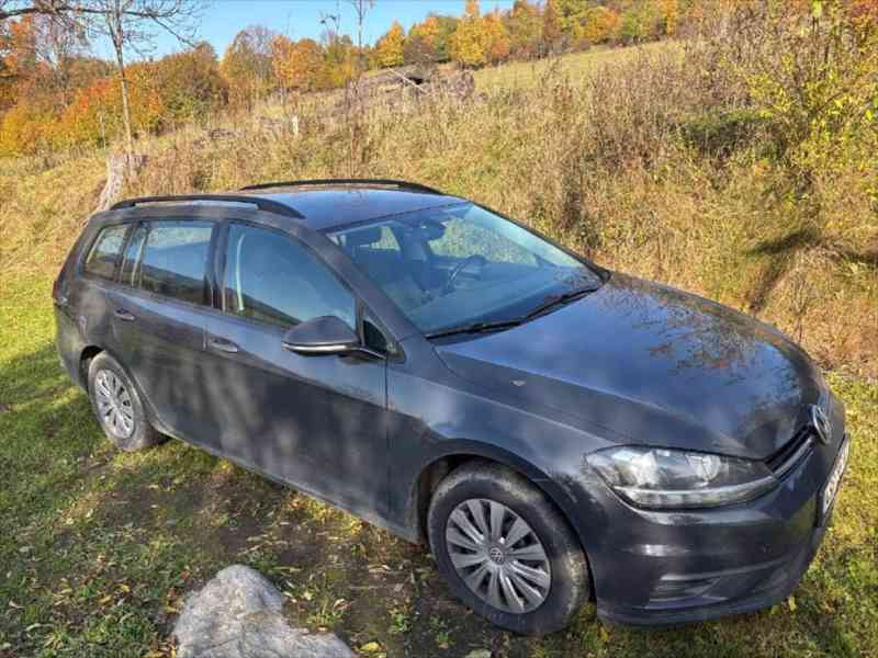 Volkswagen Golf 1,6 TDI - foto 2