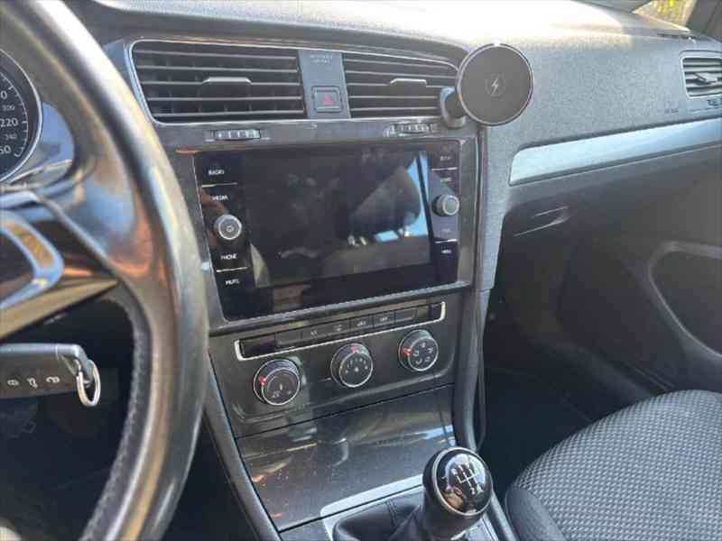 Volkswagen Golf 1,6 TDI - foto 5