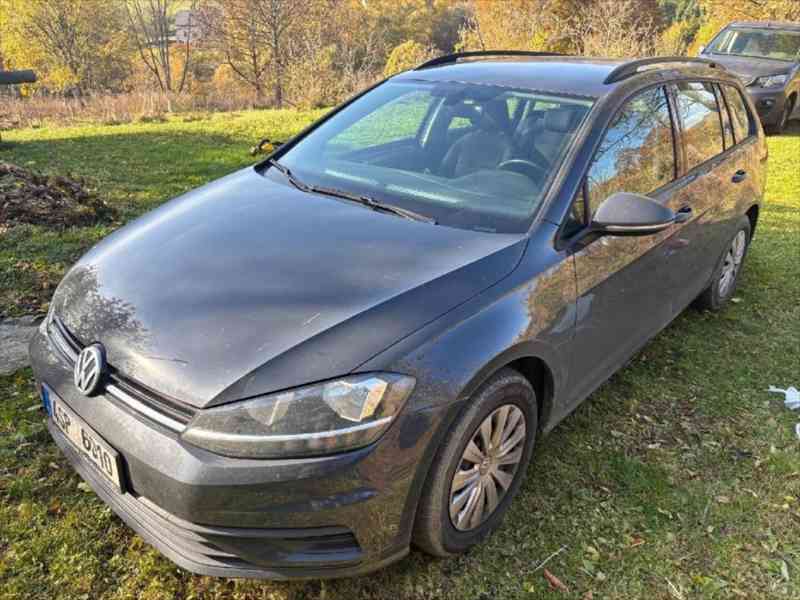 Volkswagen Golf 1,6 TDI - foto 1