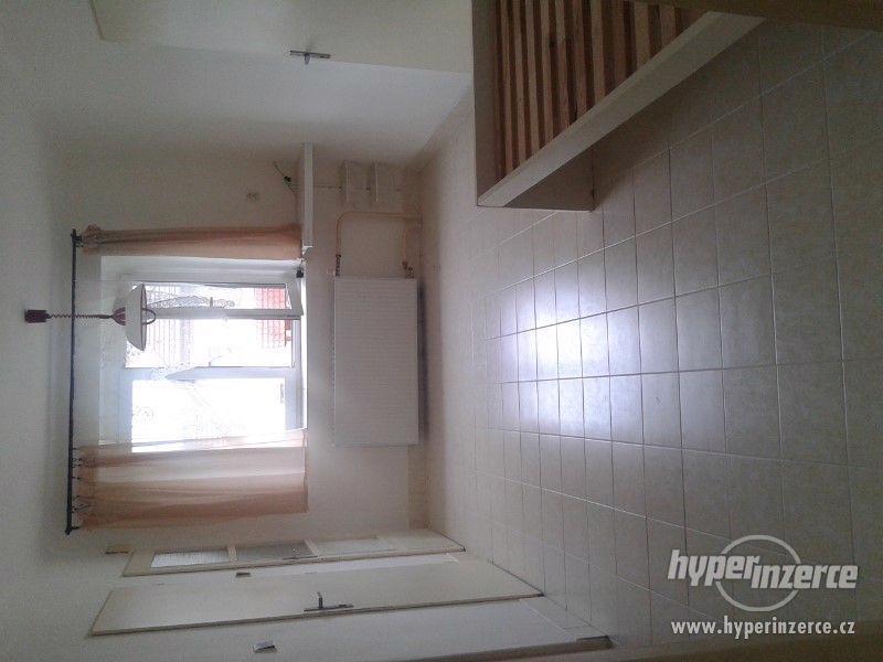 Prodej domu v Újezdě u Hořovic - foto 9