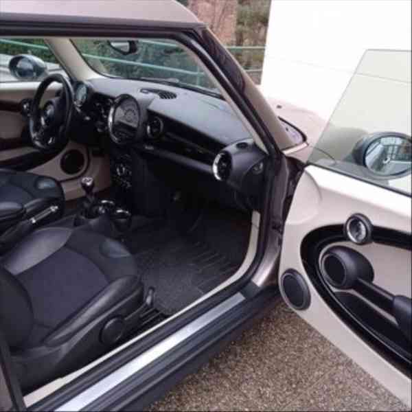 Mini Clubman 1,6   Cooper - foto 5