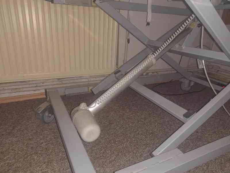 Zdravotní polohovatelná elektrická postel + antidekubitní ma - foto 14