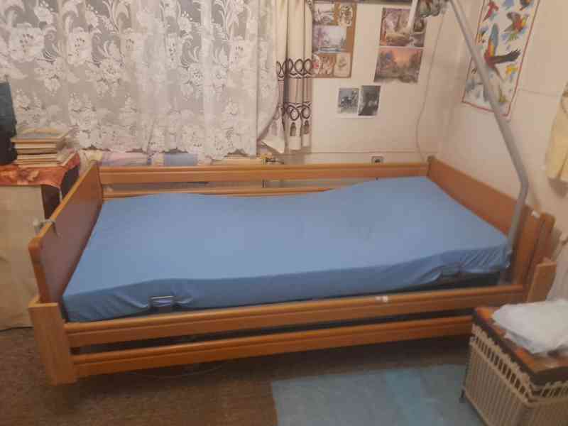 Zdravotní polohovatelná elektrická postel + antidekubitní ma - foto 4