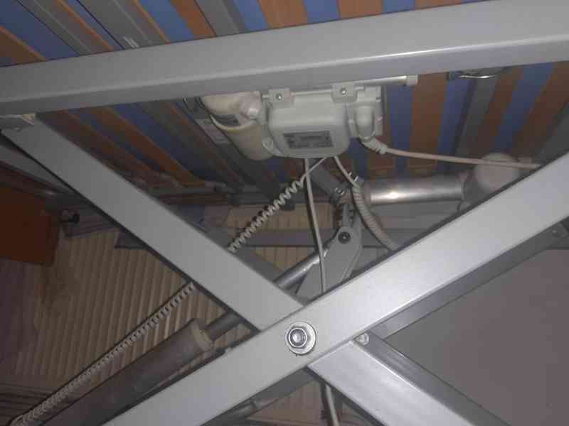 Zdravotní polohovatelná elektrická postel + antidekubitní ma - foto 17