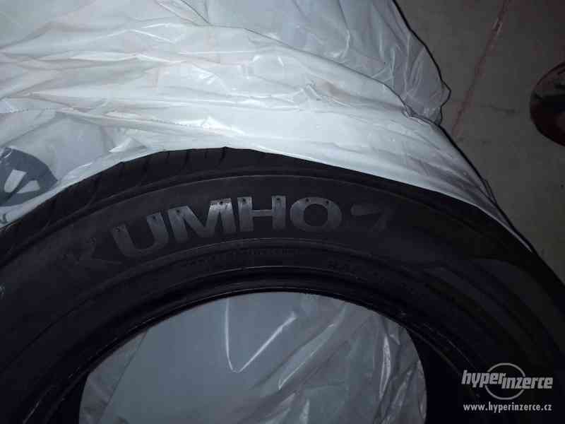 NOVE letni pneu Kumho Ecowing 185/60 R15 84H - foto 3