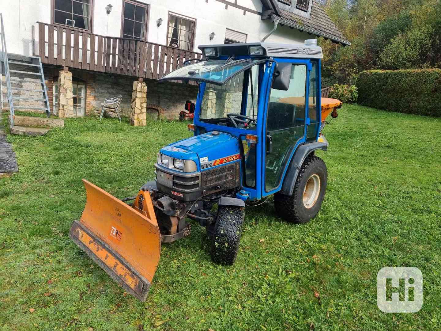Traktor Iseki 2120 - foto 1
