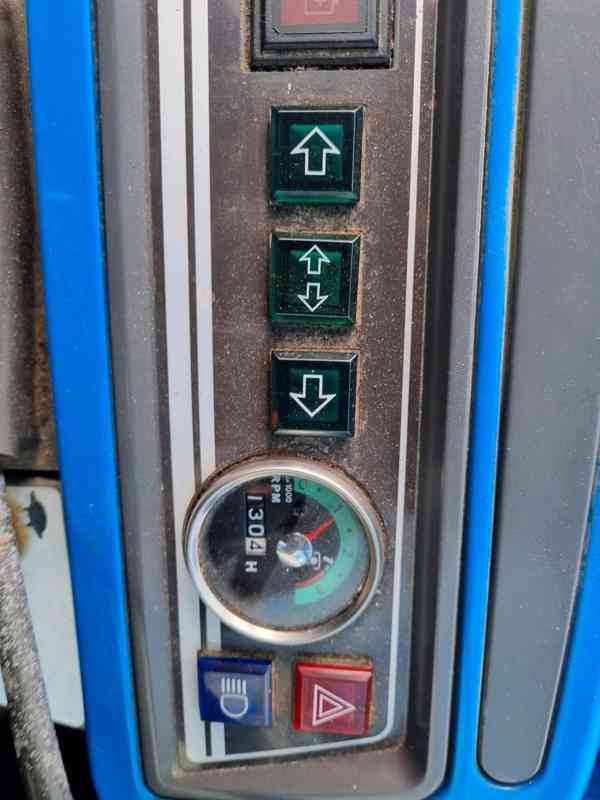 Traktor Iseki 2120 - foto 5