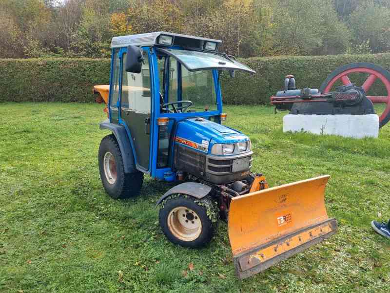 Traktor Iseki 2120 - foto 2