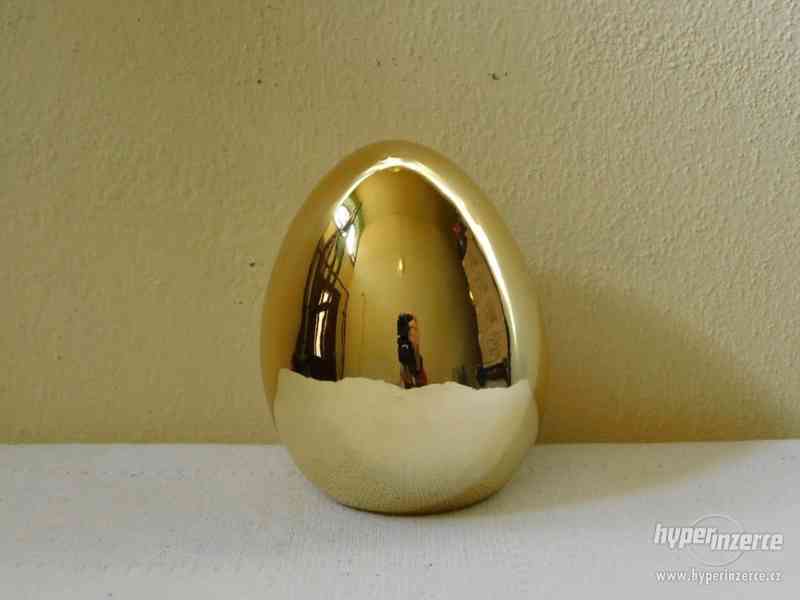 Velké porcelánové zlaté vejce - foto 1