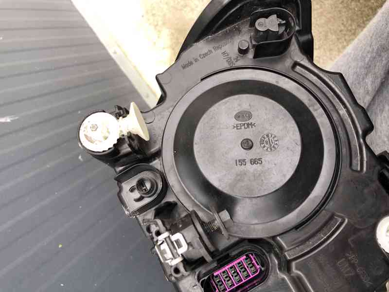 PREDNI svetla svetlo vw caddy 15-20 h7 prave leve - foto 14