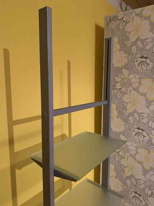 Kovový regál se skleněnými policemi – 175 cm, Olomouc - foto 4