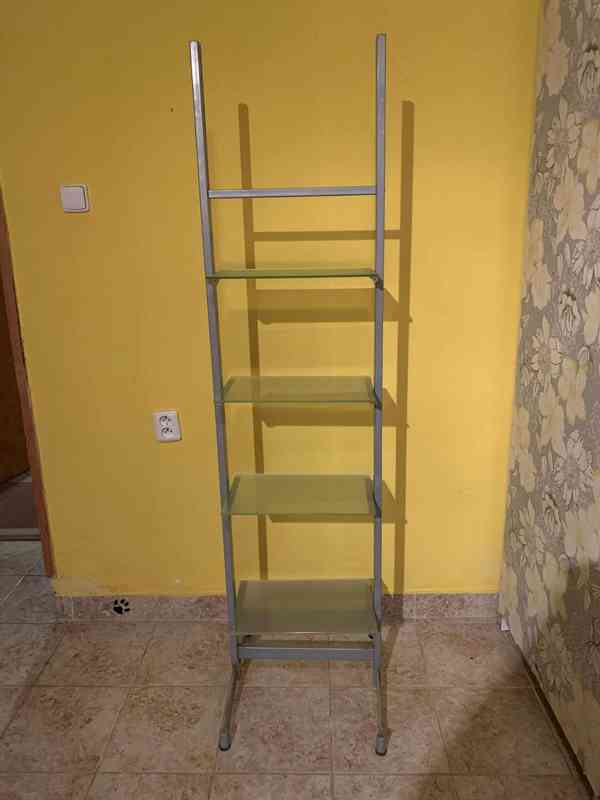 Kovový regál se skleněnými policemi – 175 cm, Olomouc - foto 2