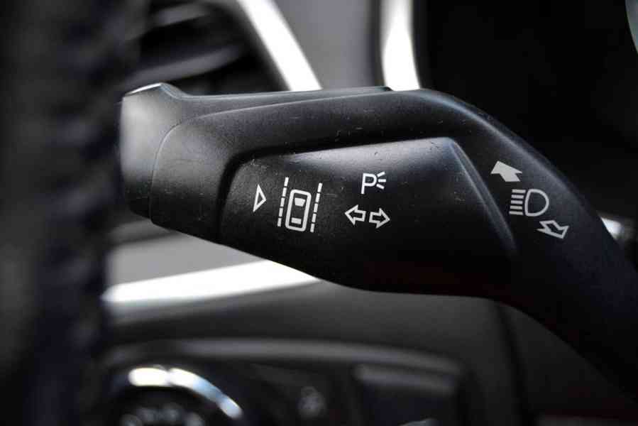 Ford Galaxy 2.0 TDCI 110kW Titanium 7 míst - foto 10