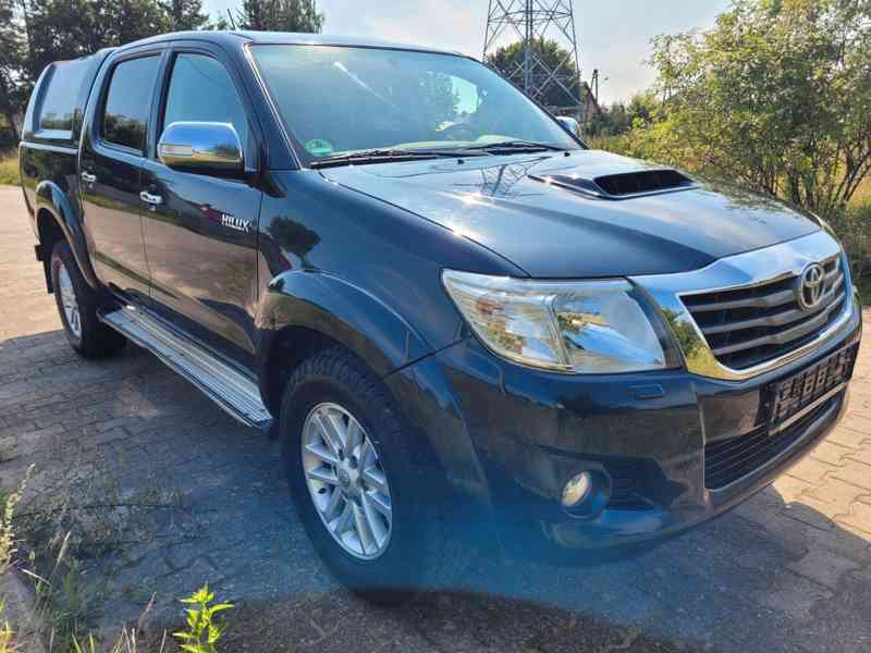 Toyota Hilux 3,0D4D Double Cab Comfort 126kw - foto 1