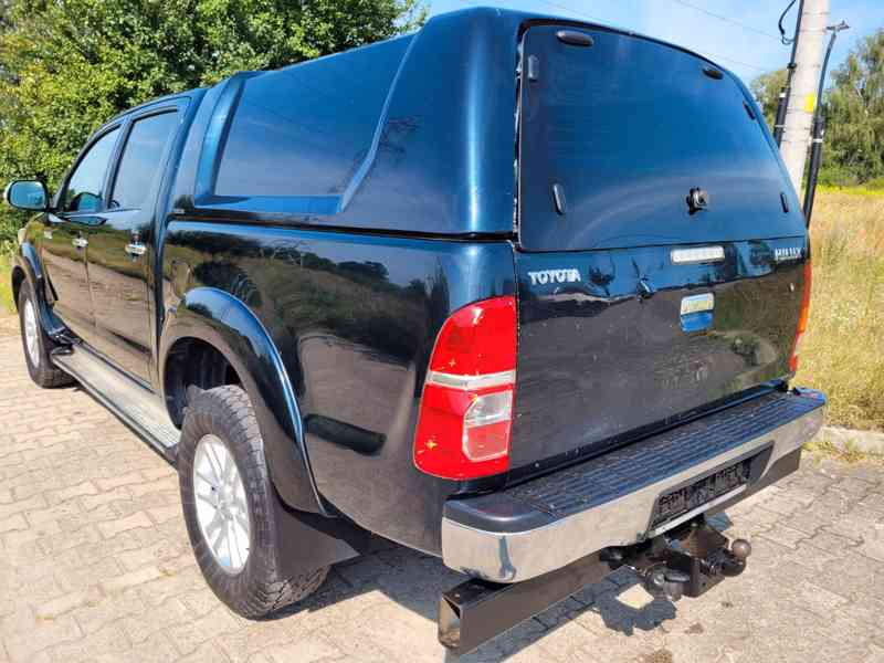 Toyota Hilux 3,0D4D Double Cab Comfort 126kw - foto 16