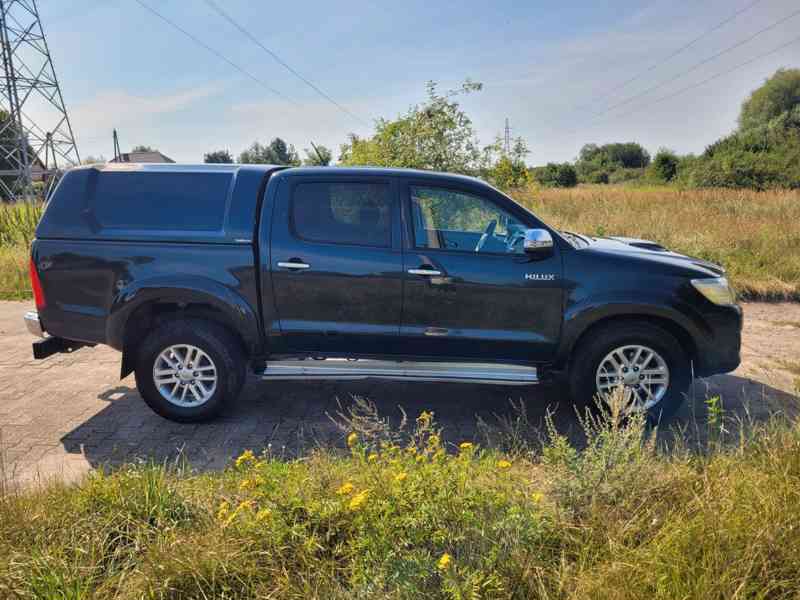 Toyota Hilux 3,0D4D Double Cab Comfort 126kw - foto 4