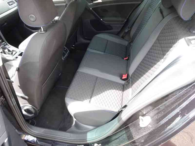 VW Golf 1.4 TSI Variant r.v.2018 (serviska) 92 kw - foto 14