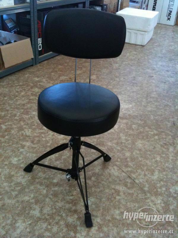 Stolička k bicím - Stagg DT-280 R BK - foto 1