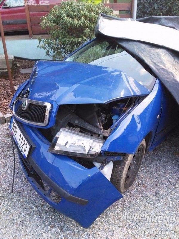 Havarovaná Škoda Fabie - foto 1