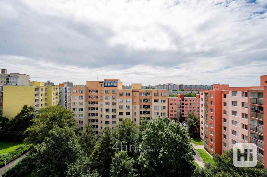 Prodej bytu 3+kk,  60 m2 s šatnou, 2x lodžií a sklepem - Praha - Černý Most - foto 12