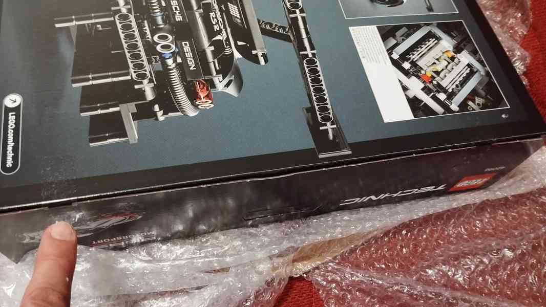 LEGO Technic 42096 Porsche 911 RSR  (1580 dílku) Nepoužité - foto 3