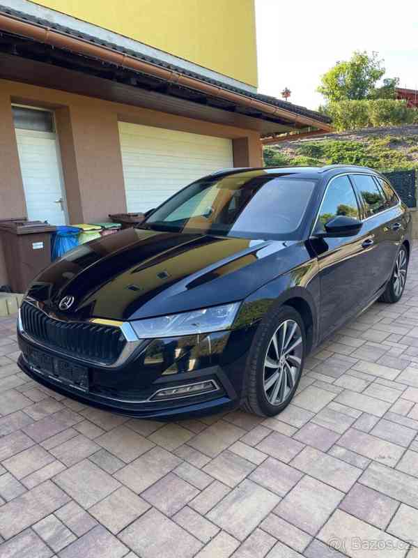 Škoda Octavia 2,0   TDI DSG Style Plus - foto 10