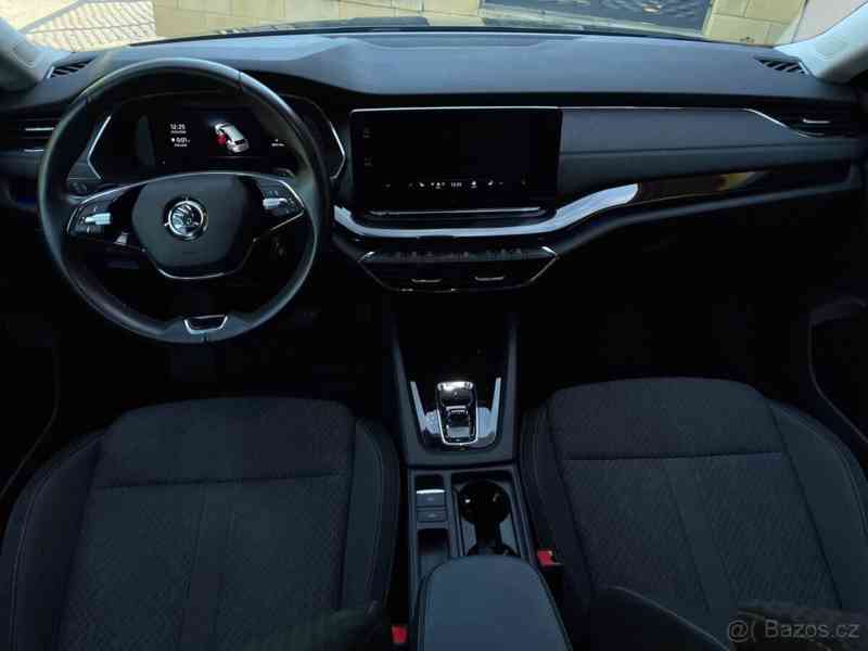 Škoda Octavia 2,0   TDI DSG Style Plus - foto 8