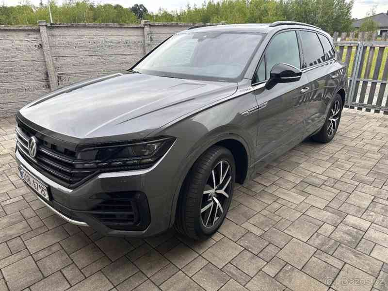 Volkswagen Touareg 3,0   R-line V6 TDI BMT 8TT - foto 6