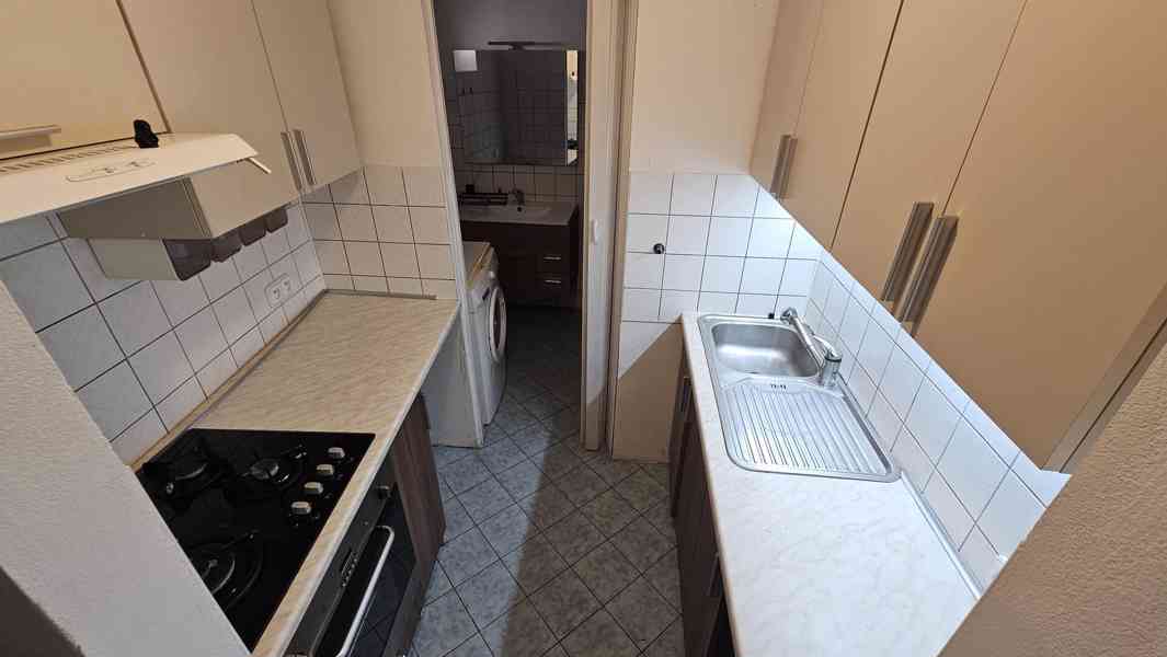 RD Brno venkov 5+1+2kk,parcela 1.230m2, š.19m, dvojgaráž. - foto 14