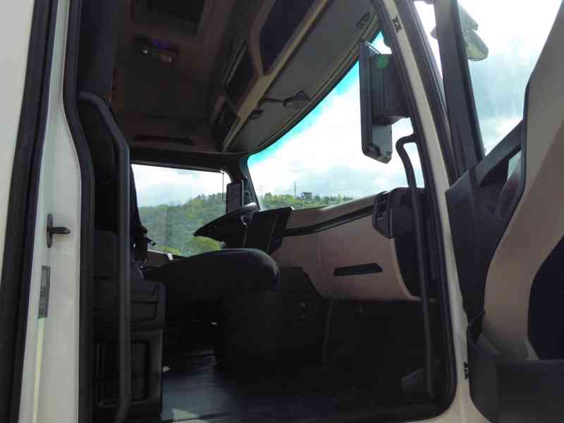  MERCEDES Actros 1845, tahač návěsů - foto 12