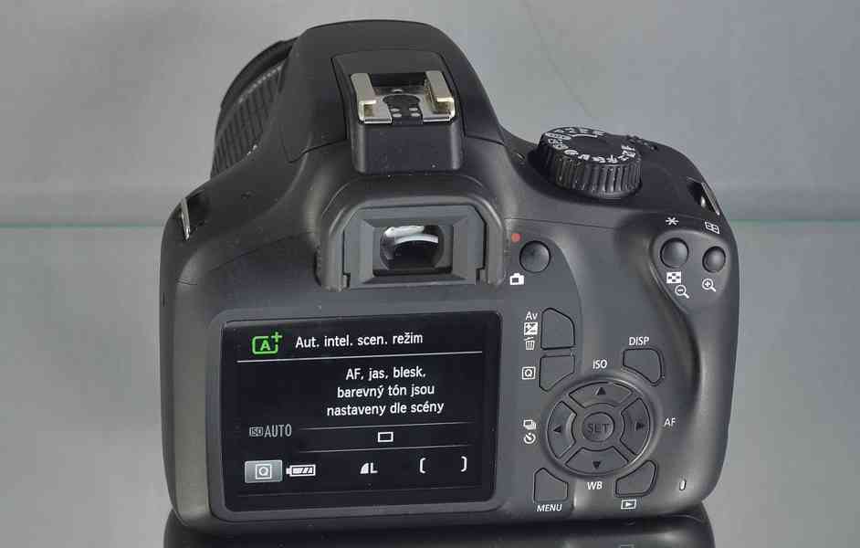 Canon EOS 4000D + Objektiv EFS 18-55mm 1000 Exp - foto 6