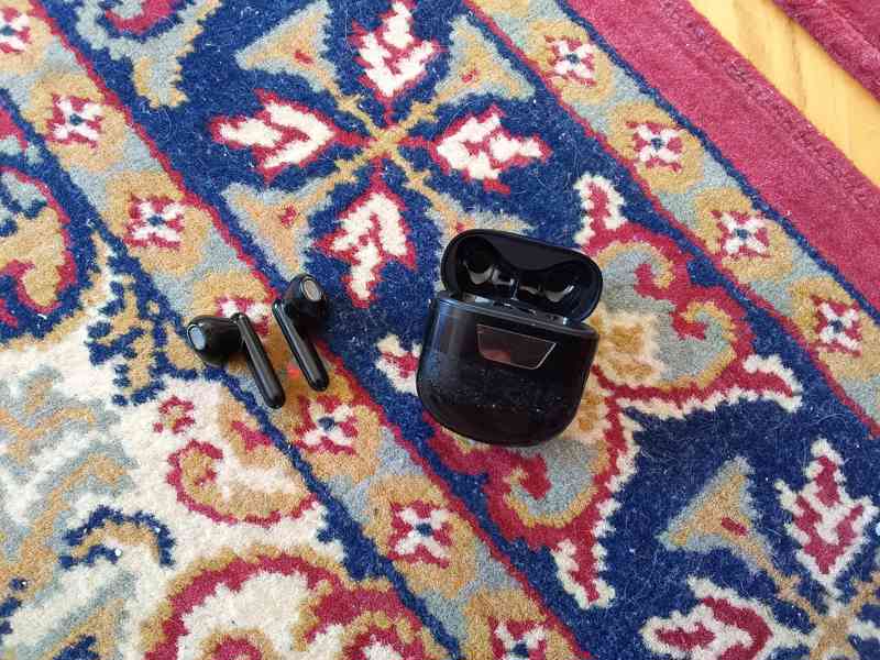 Bezdrátová sluchátka - foto 4