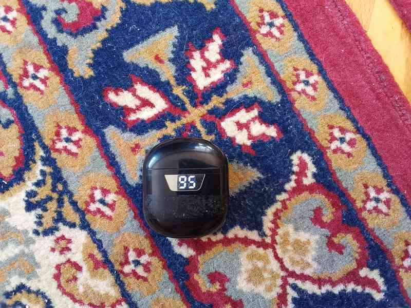 Bezdrátová sluchátka - foto 5