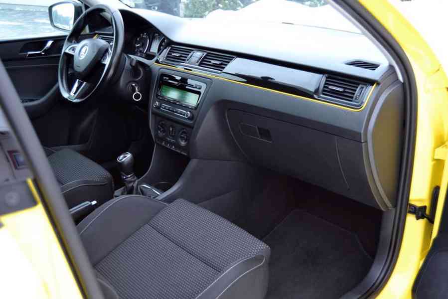 Škoda Rapid 1.2 TSI 77kW Spaceback Sport edition Xenon - foto 11