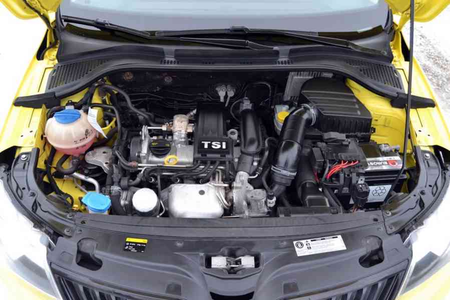 Škoda Rapid 1.2 TSI 77kW Spaceback Sport edition Xenon - foto 14