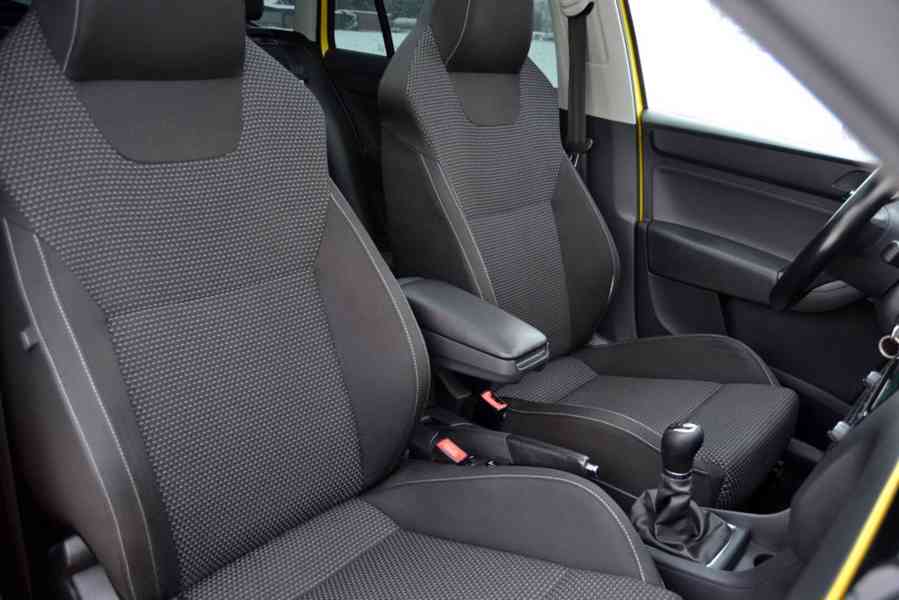 Škoda Rapid 1.2 TSI 77kW Spaceback Sport edition Xenon - foto 12