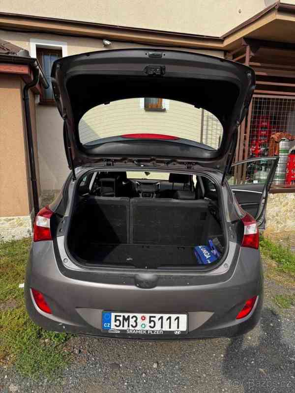 Hyundai i30 1,4 73 kW, benzín, r.v. 2013 - foto 13