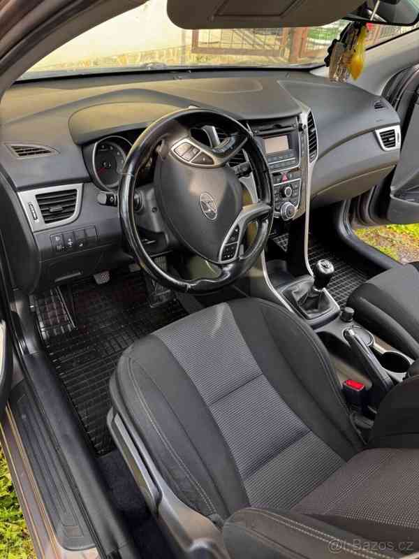 Hyundai i30 1,4 73 kW, benzín, r.v. 2013 - foto 10