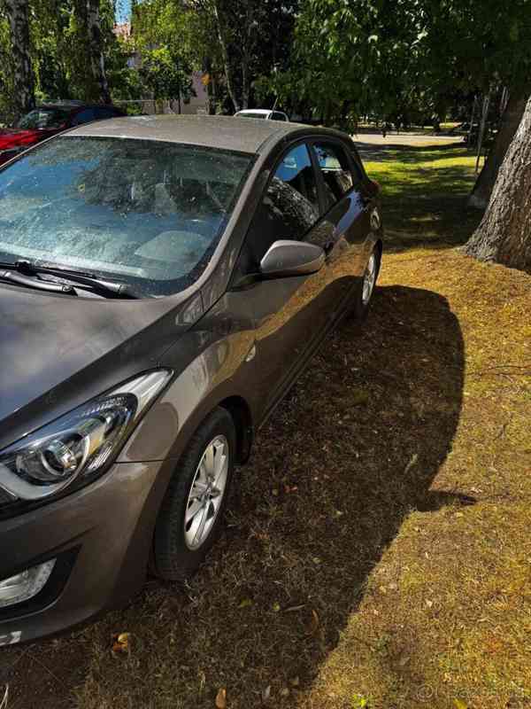 Hyundai i30 1,4 73 kW, benzín, r.v. 2013 - foto 8
