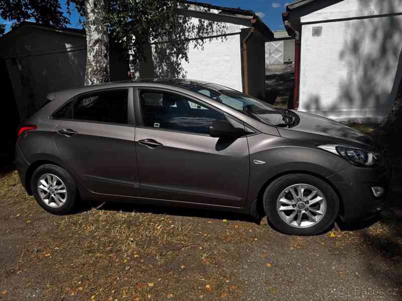 Hyundai i30 1,4 73 kW, benzín, r.v. 2013 - foto 1