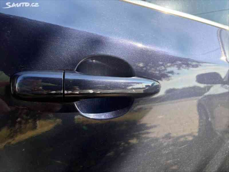 Volvo V60 2,0   D3 120kW (5-válec) / r. 2010 - foto 5