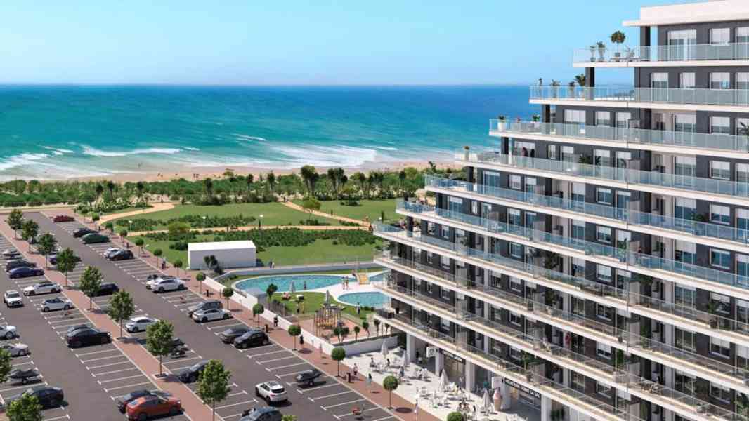 Nové plážové apartmány s výhledem na moře za cenu bytu! - foto 1