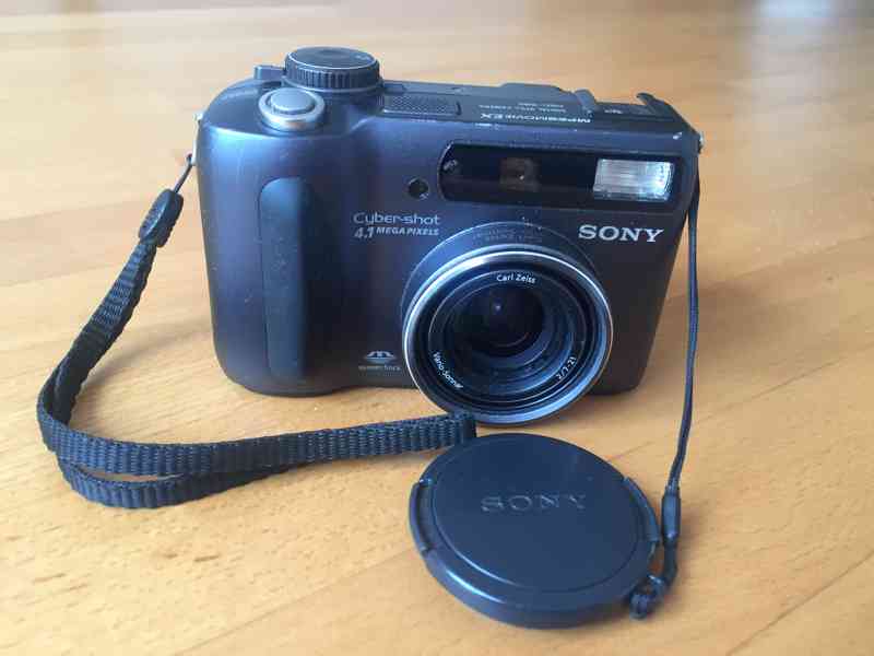 foto Sony DSC-S85  - foto 1