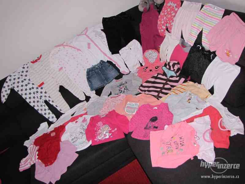 Balík oblečení pro holčičku vel. 74 (4) - foto 1