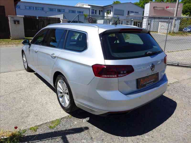 Volkswagen Passat 2,0 TDI FULL LED NAVI APP DPH - foto 4