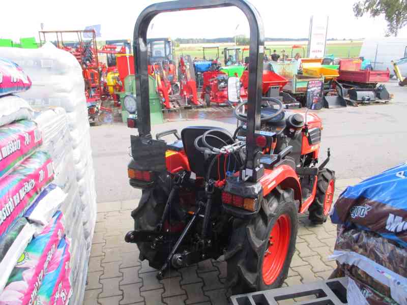Malotraktor Land X B2 2501 s přední 3BZ a PTO ,SPZ - foto 2