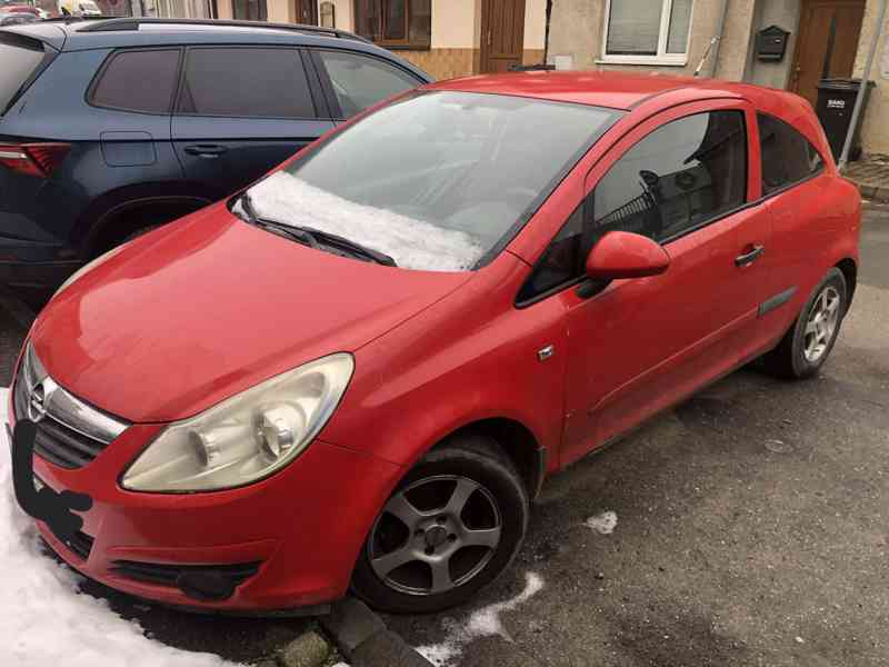 Opel Corsa D,na náhradní díly  - foto 1