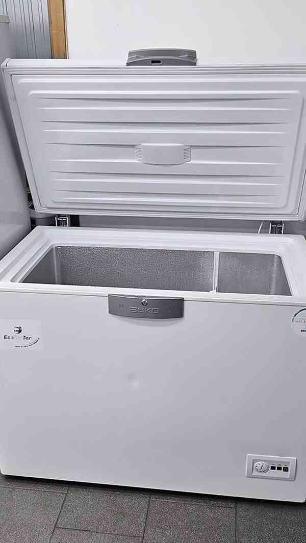 Pultový mrazák BEKO, objem 232 litrů - foto 2