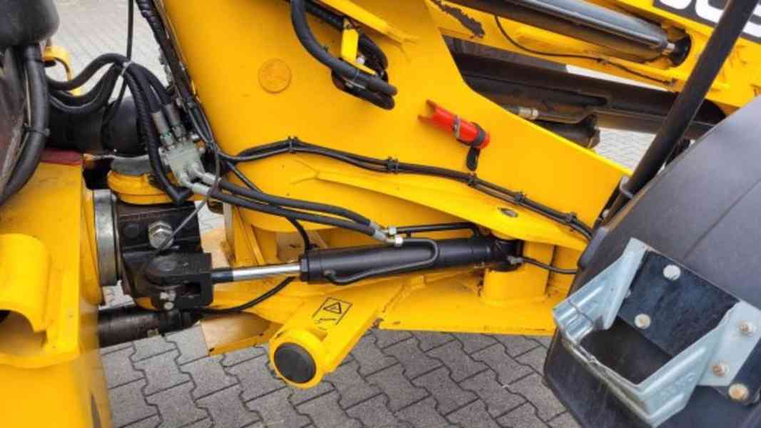 3.2t / 5.2m kloub teleskopický nakladač JCB - foto 7